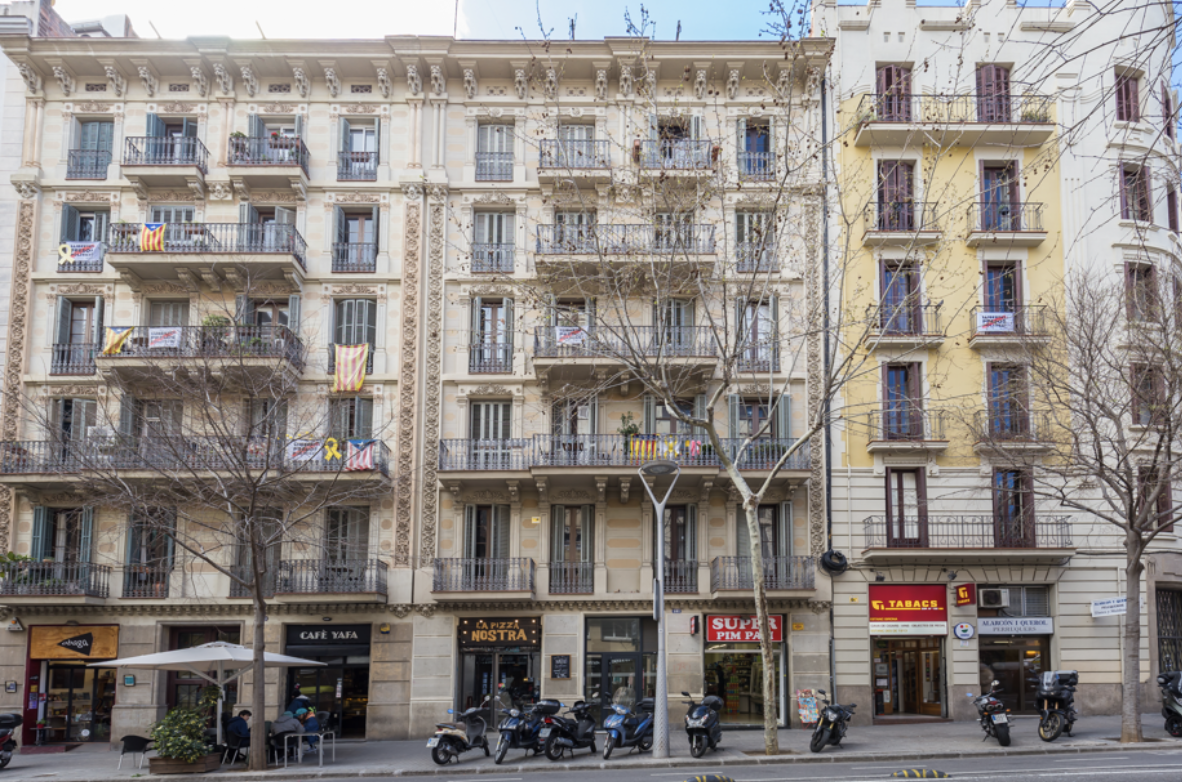 2 Edificios Residenciales en Barcelona / Sagrera 106 y Girona 181